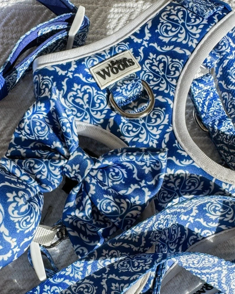 Blue Majesty Poop Bag Holder